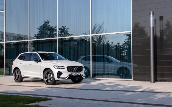 SUV Volvo XC60 B5 R-Design vehicle Volvo XC60 HD Desktop Wallpaper | Background Image