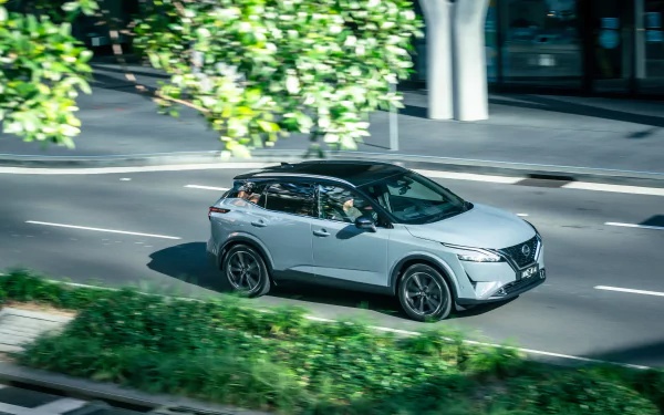 SUV vehicle Nissan Qashqai HD Desktop Wallpaper | Background Image