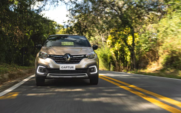 SUV vehicle Renault Captur HD Desktop Wallpaper | Background Image