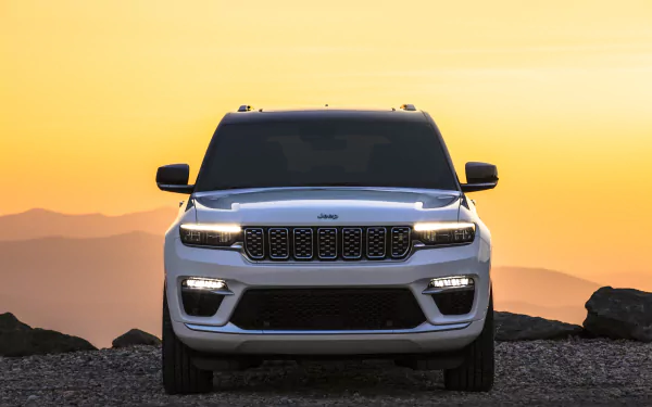  2022 Jeep Grand Cherokee Summit Reserve 4xe (WL)