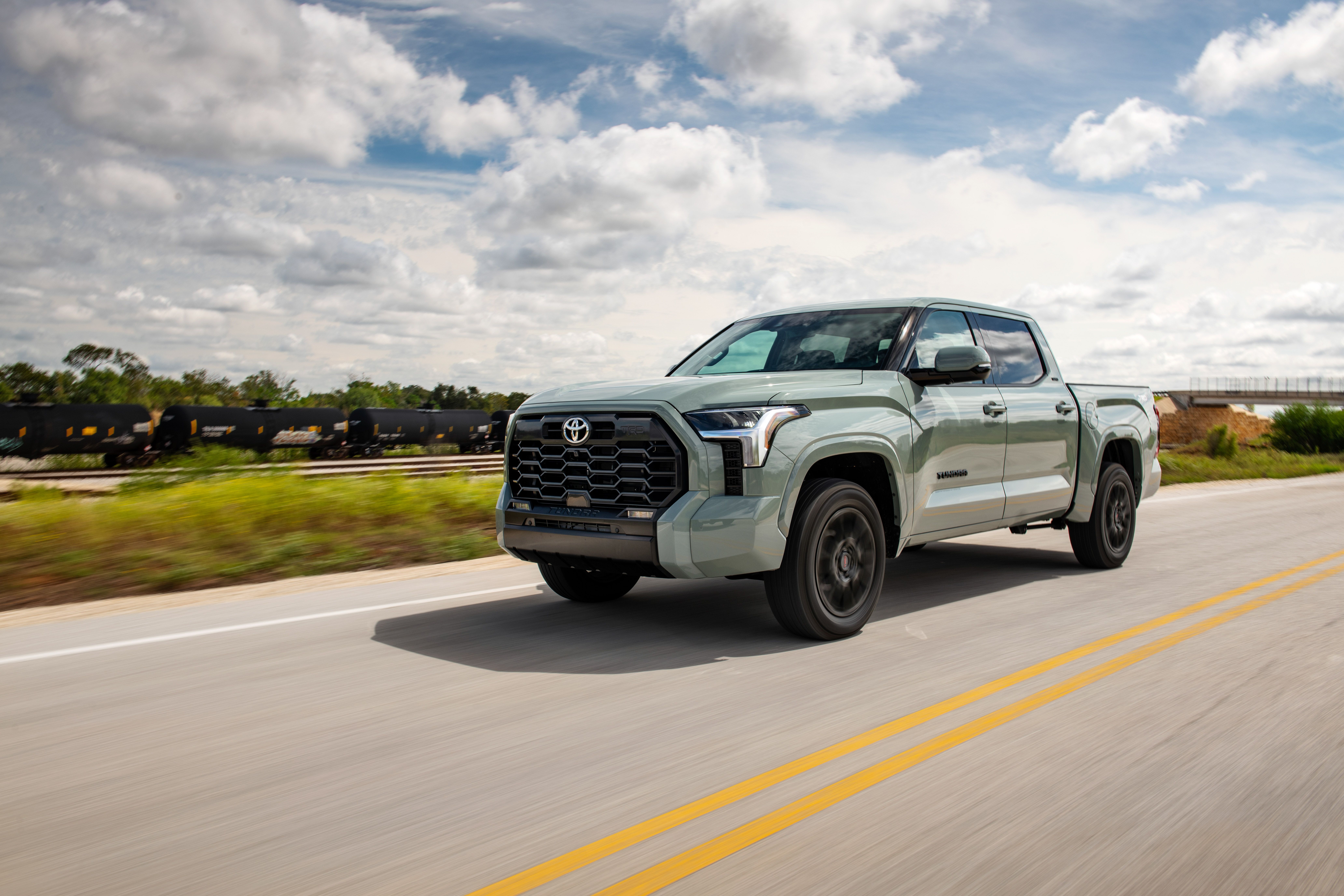 Vehicles Toyota Tundra HD Wallpaper | Background Image