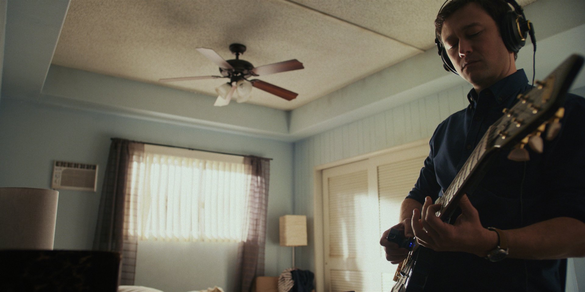 Download Joseph Gordon-Levitt TV Show Mr. Corman HD Wallpaper