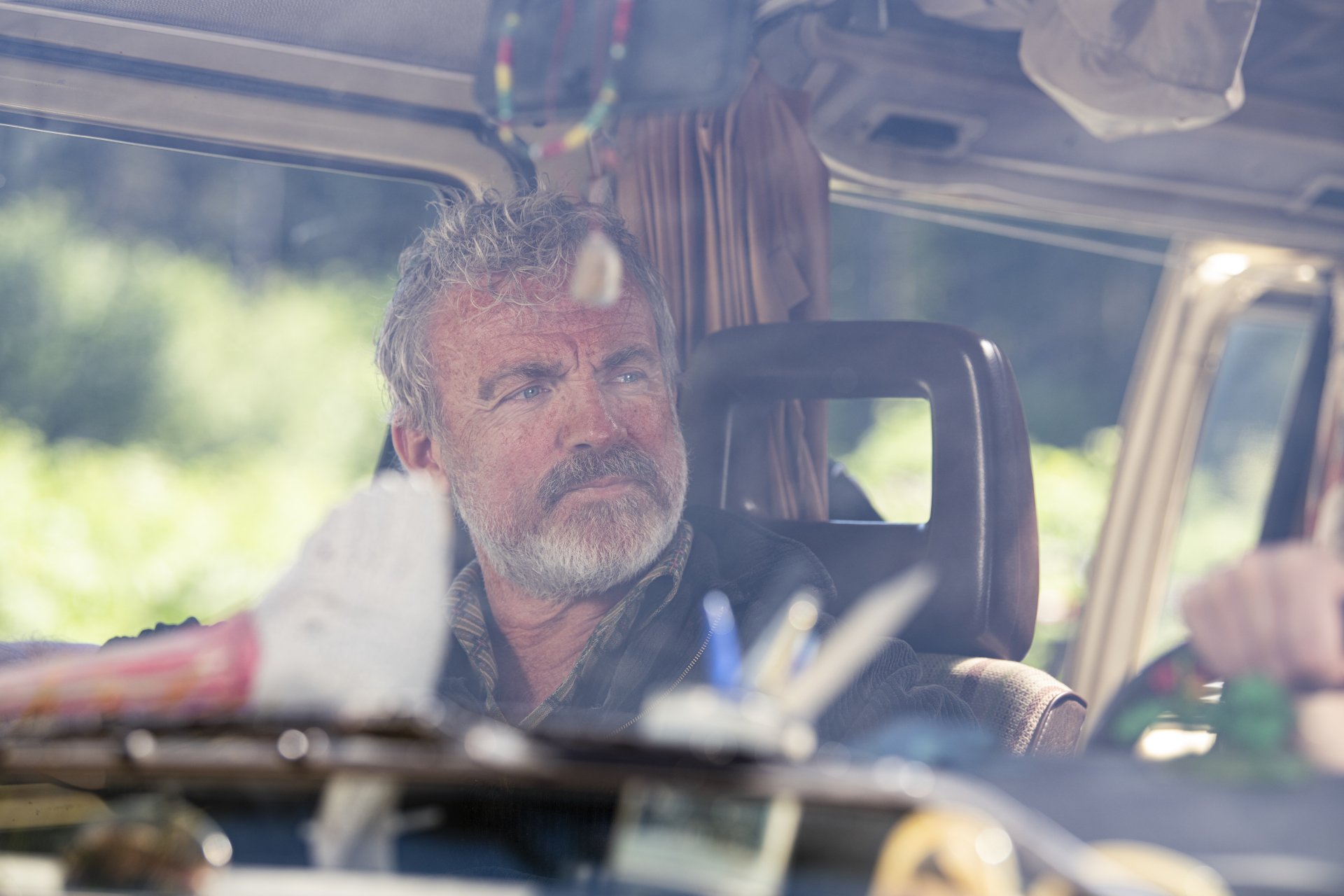 Download Eric Savin Movie The Deep House 8k Ultra HD Wallpaper