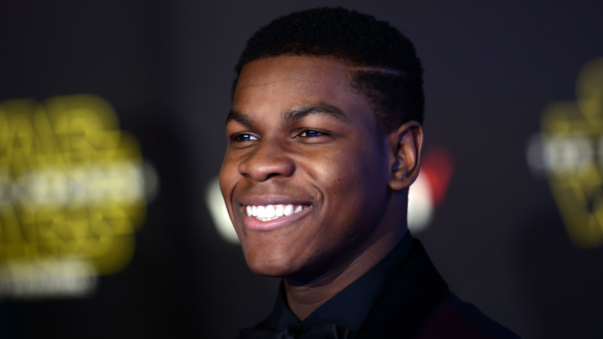Download Smile Celebrity John Boyega 4k Ultra HD Wallpaper