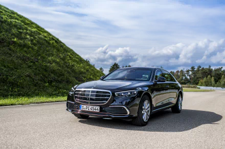 Mercedes-Benz S 680 Guard vehicle Mercedes-Benz S-Class HD Desktop Wallpaper | Background Image