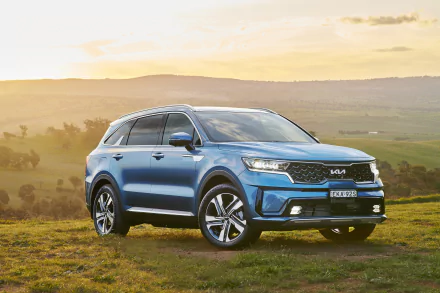 SUV Kia Sorento Plug-in Hybrid vehicle Kia Sorento HD Desktop Wallpaper | Background Image