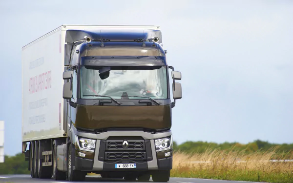 vehicle Renault HD Desktop Wallpaper | Background Image