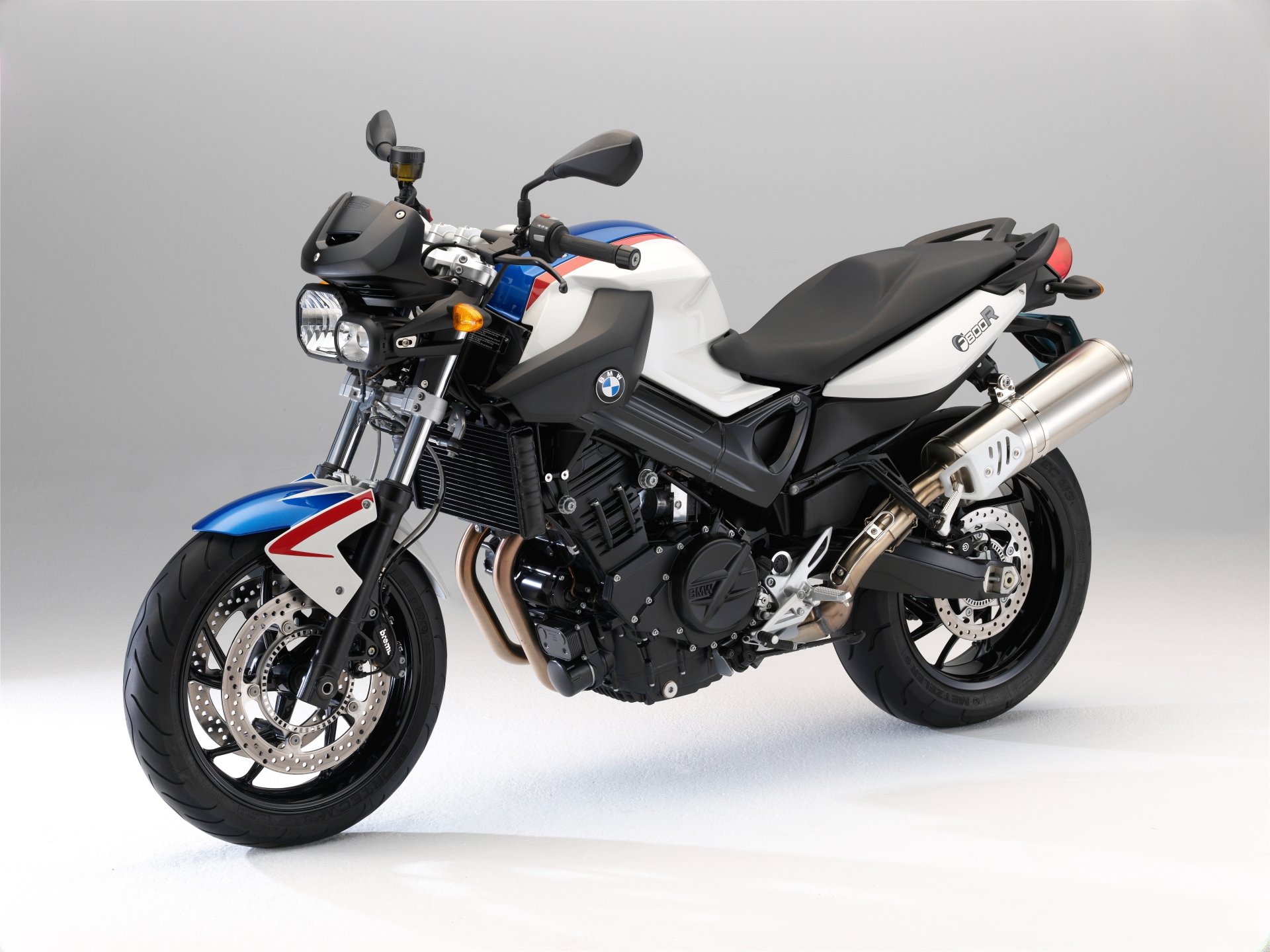 Download Motorcycle Vehicle BMW F800R 4k Ultra HD Wallpaper