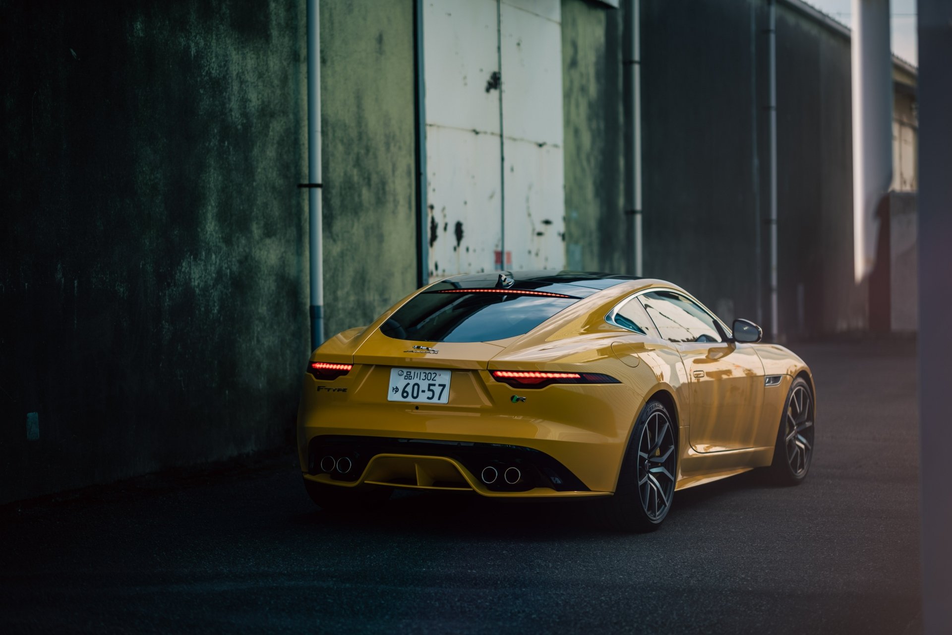 Download Grand Tourer Vehicle Jaguar F-Type R Coupe 8k Ultra HD Wallpaper