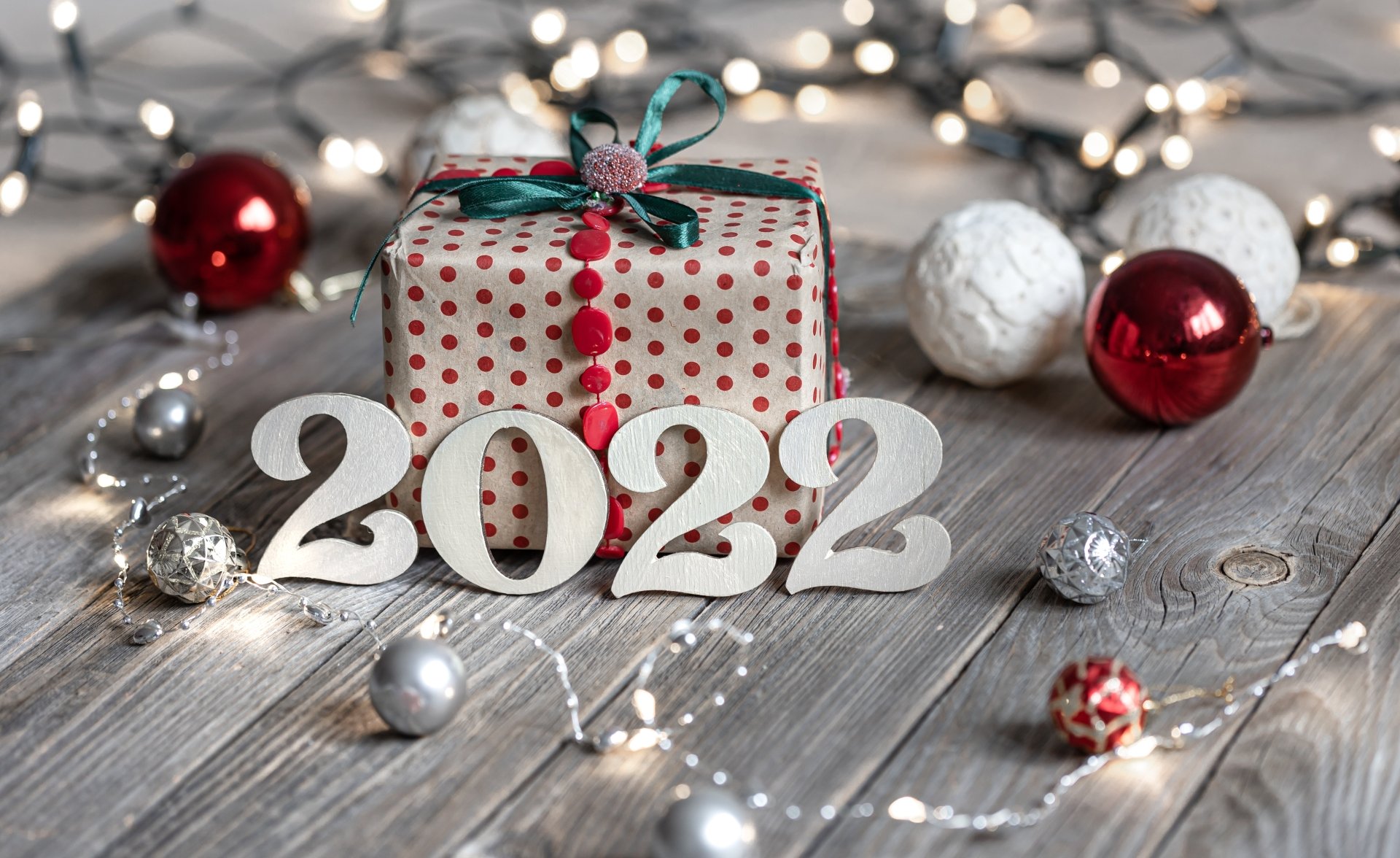 Download Gift Holiday New Year 2022 4k Ultra HD Wallpaper