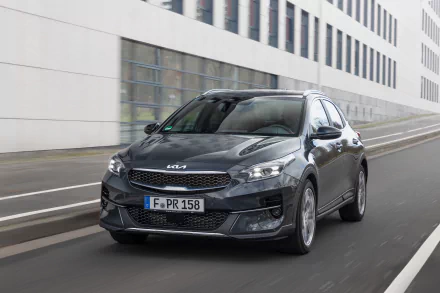 SUV vehicle Kia XCeed HD Desktop Wallpaper | Background Image