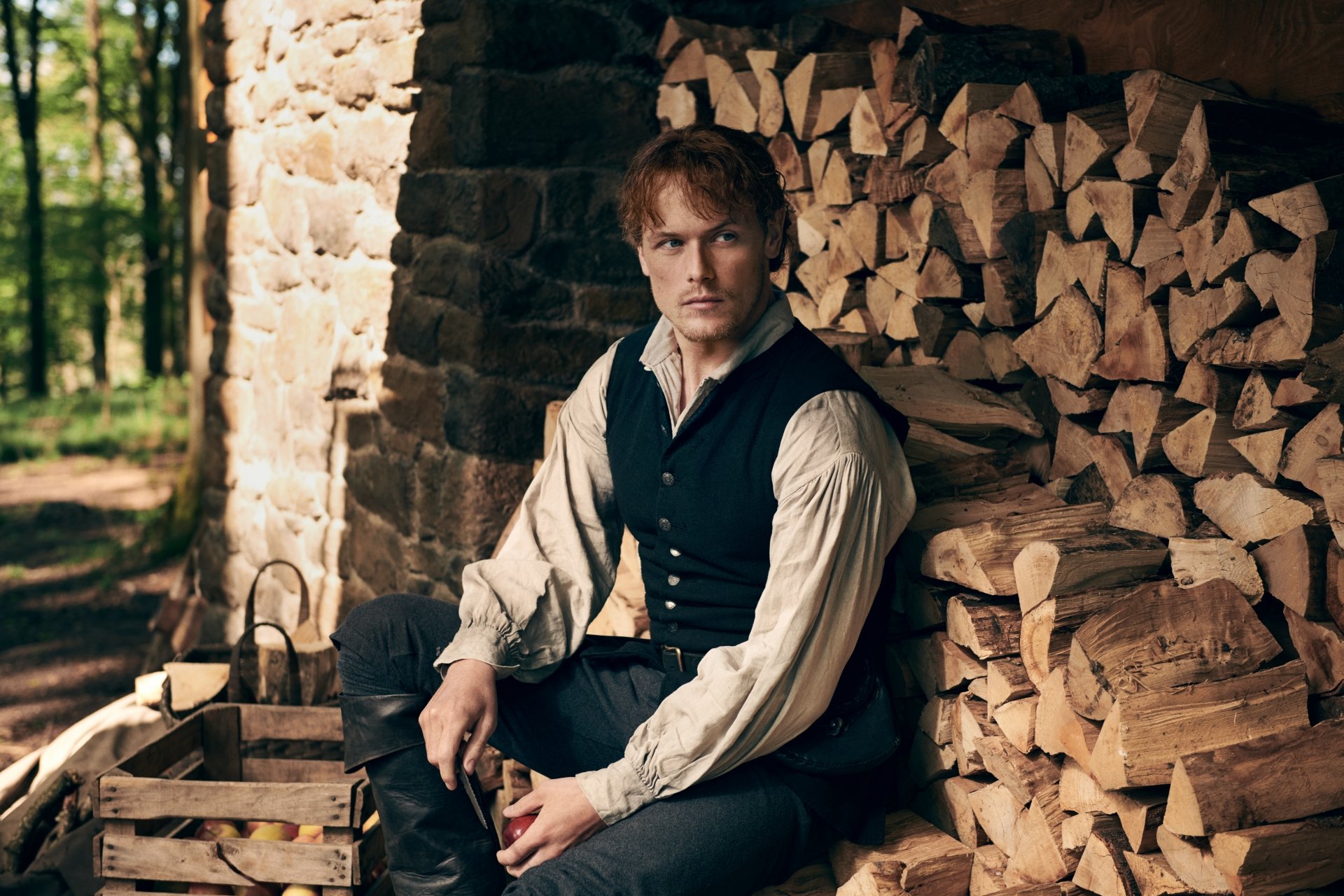 Download Jamie Fraser Sam Heughan TV Show Outlander 8k Ultra HD Wallpaper