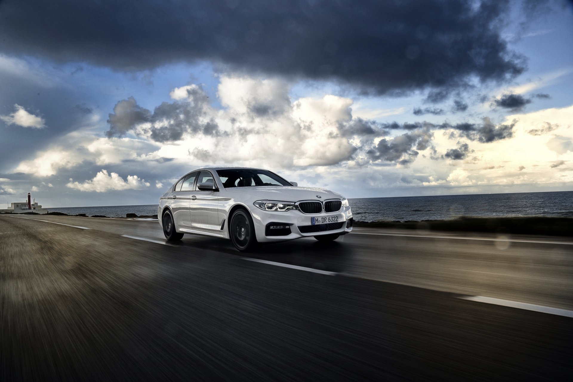 Download Vehicle BMW 5 Series 4k Ultra HD Wallpaper