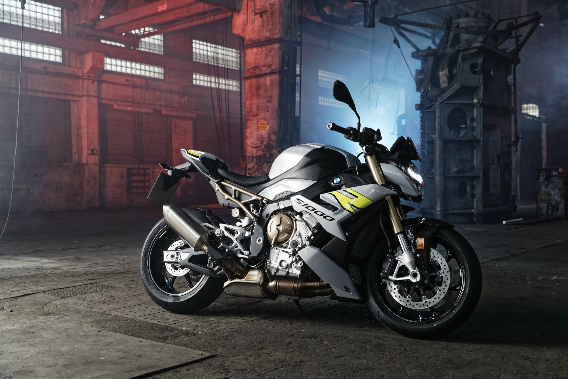Download Vehicle BMW S1000 4k Ultra HD Wallpaper