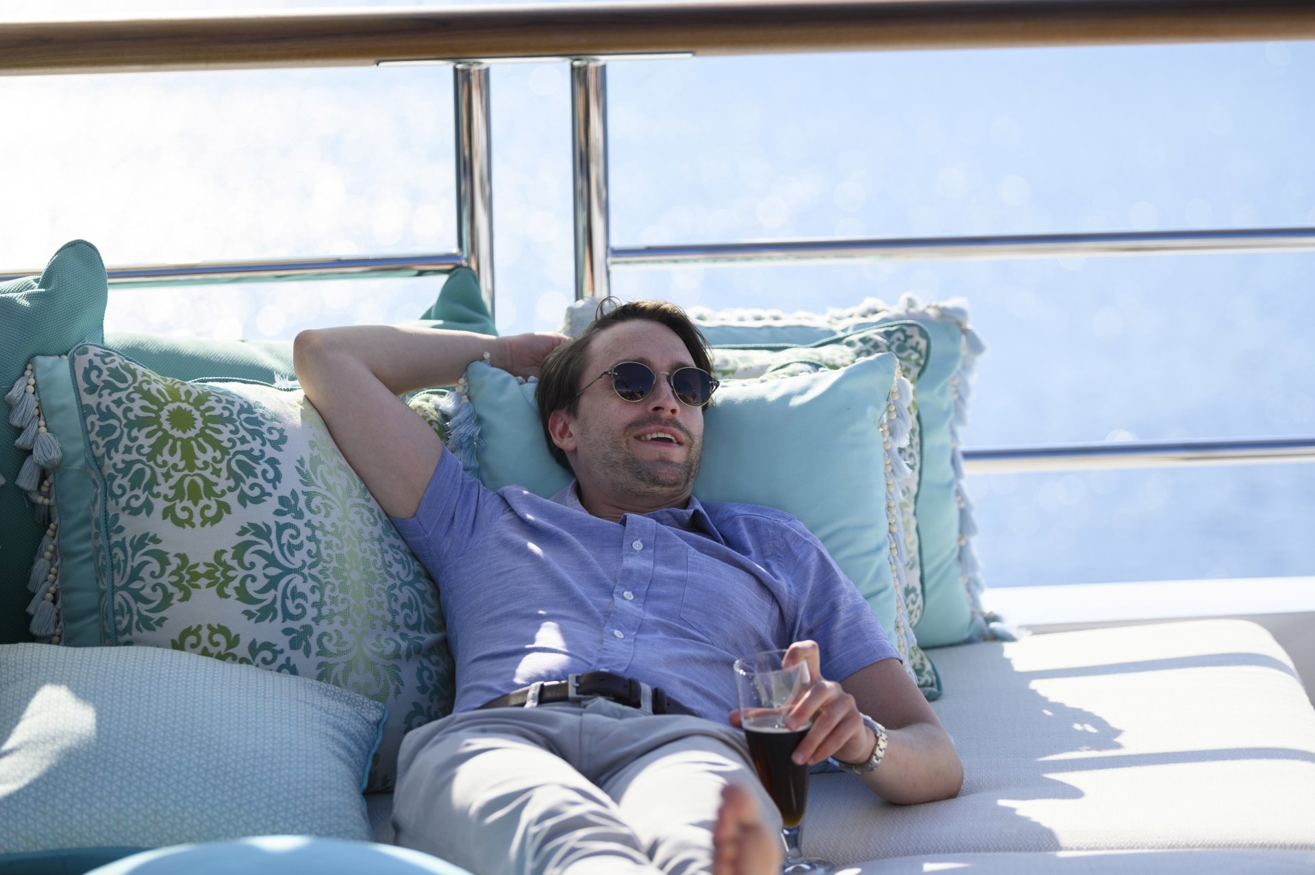 Download TV Show Succession 4k Ultra HD Wallpaper