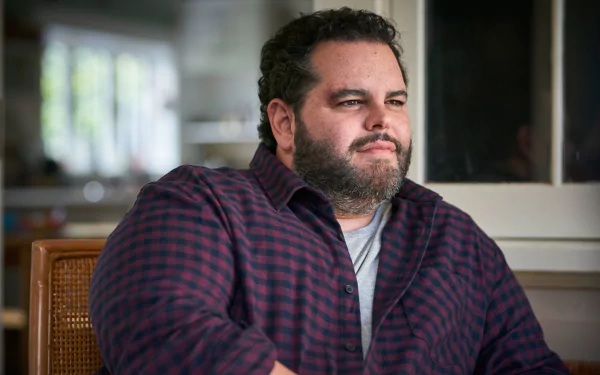Josh Gad TV Show Wolf Like Me HD Desktop Wallpaper | Background Image