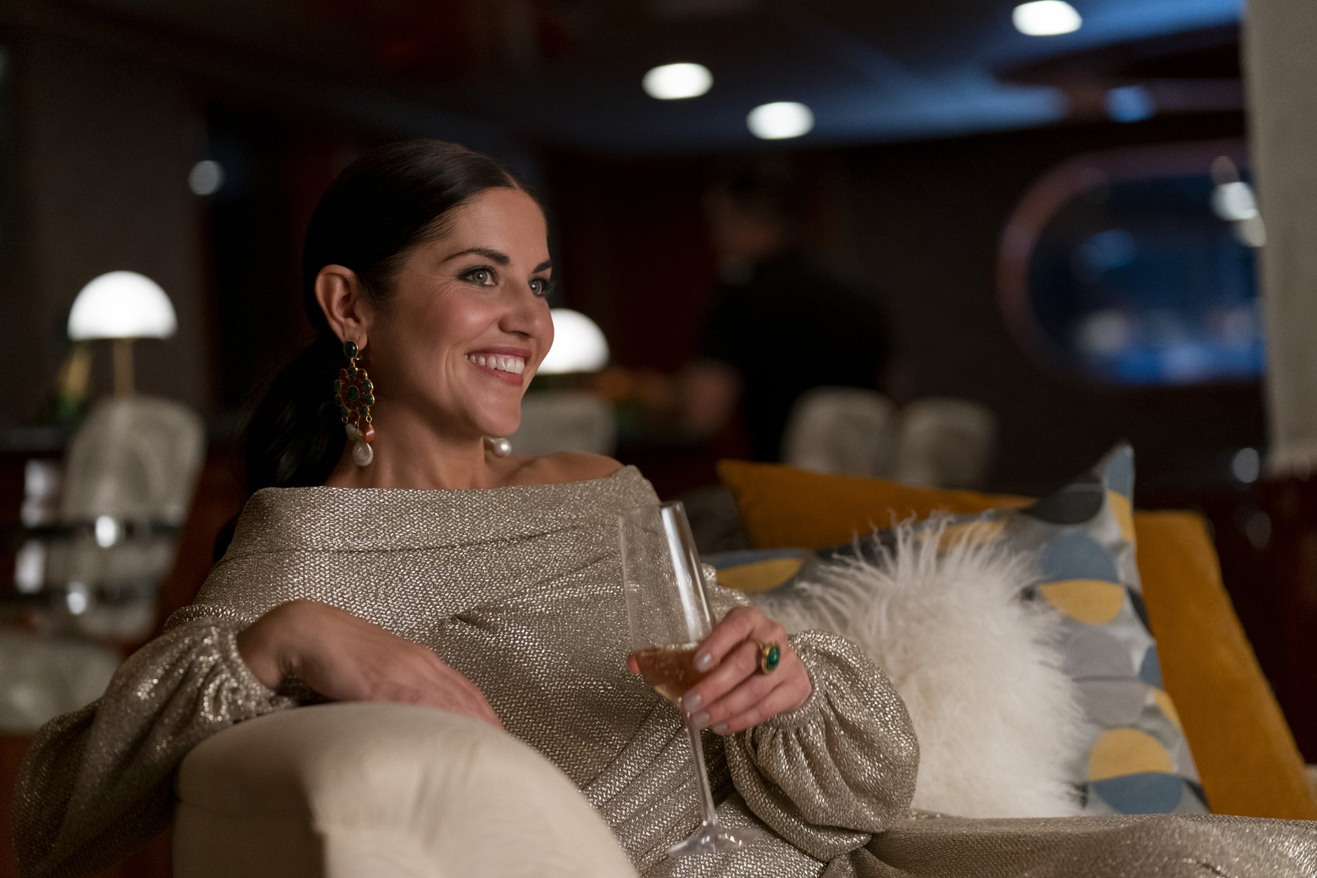 Download TV Show Inventing Anna HD Wallpaper