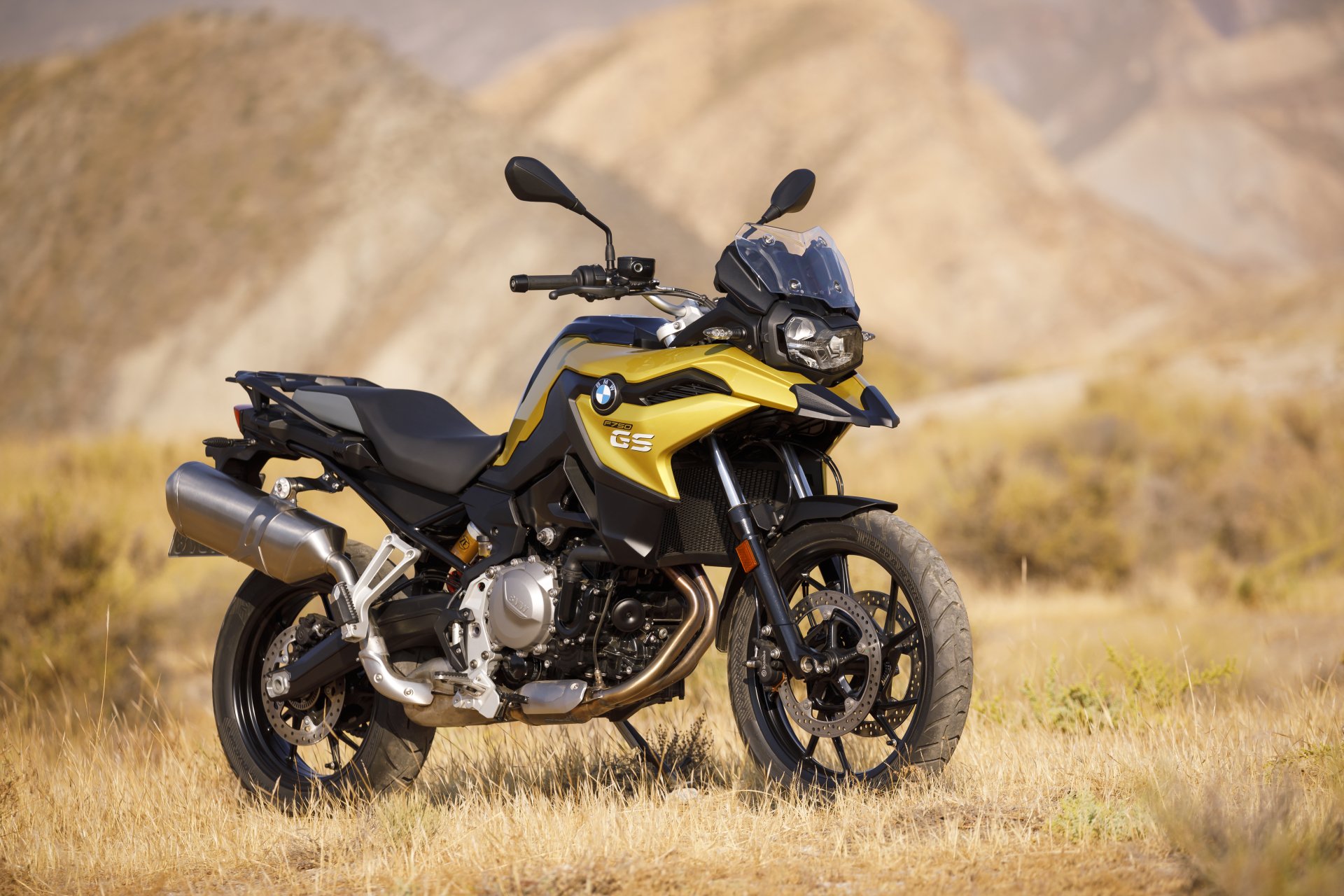 Download Vehicle BMW F 750 GS 4k Ultra HD Wallpaper