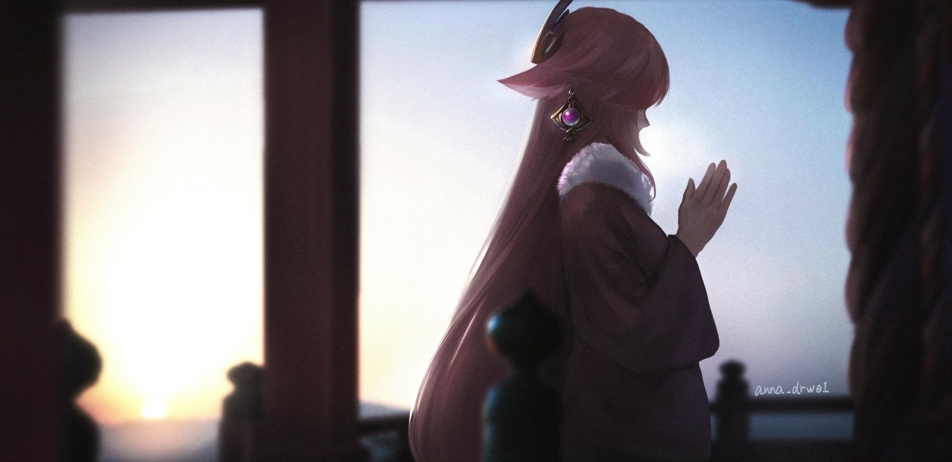 HD PC desktop wallpaper of Yae Miko Guuji from the video game Genshin Impact, featuring the character in a serene indoor setting with soft lighting.