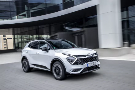 SUV Kia Sportage GT-Line PHEV vehicle Kia Sportage GT-Line HD Desktop Wallpaper | Background Image