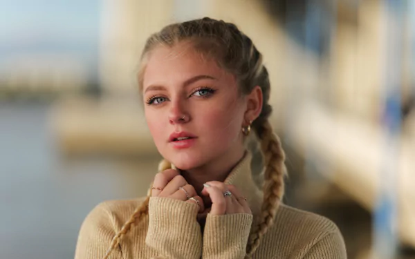 braid woman model HD Desktop Wallpaper | Background Image