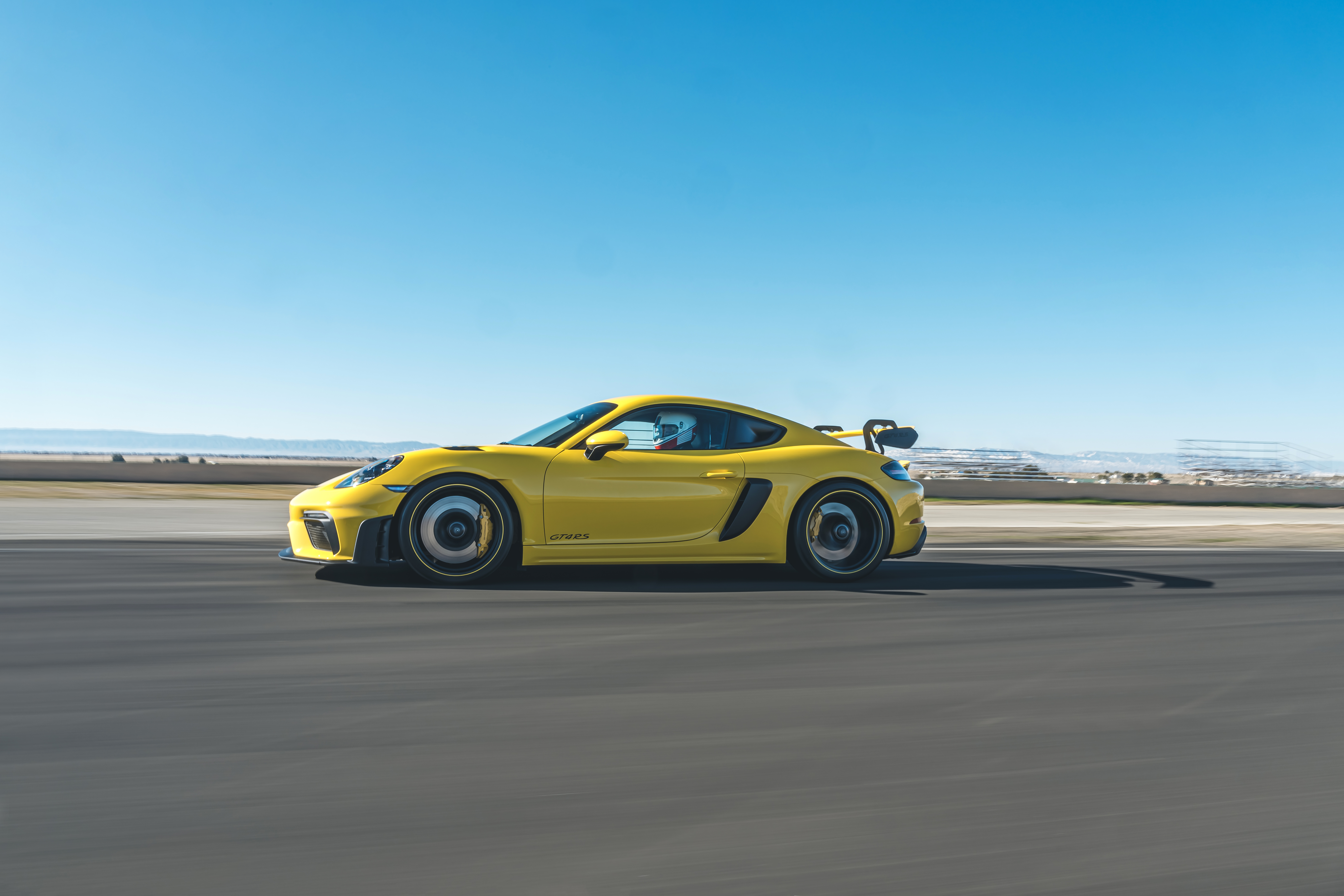 Vehicles Porsche 718 Cayman GT4 HD Wallpaper | Background Image