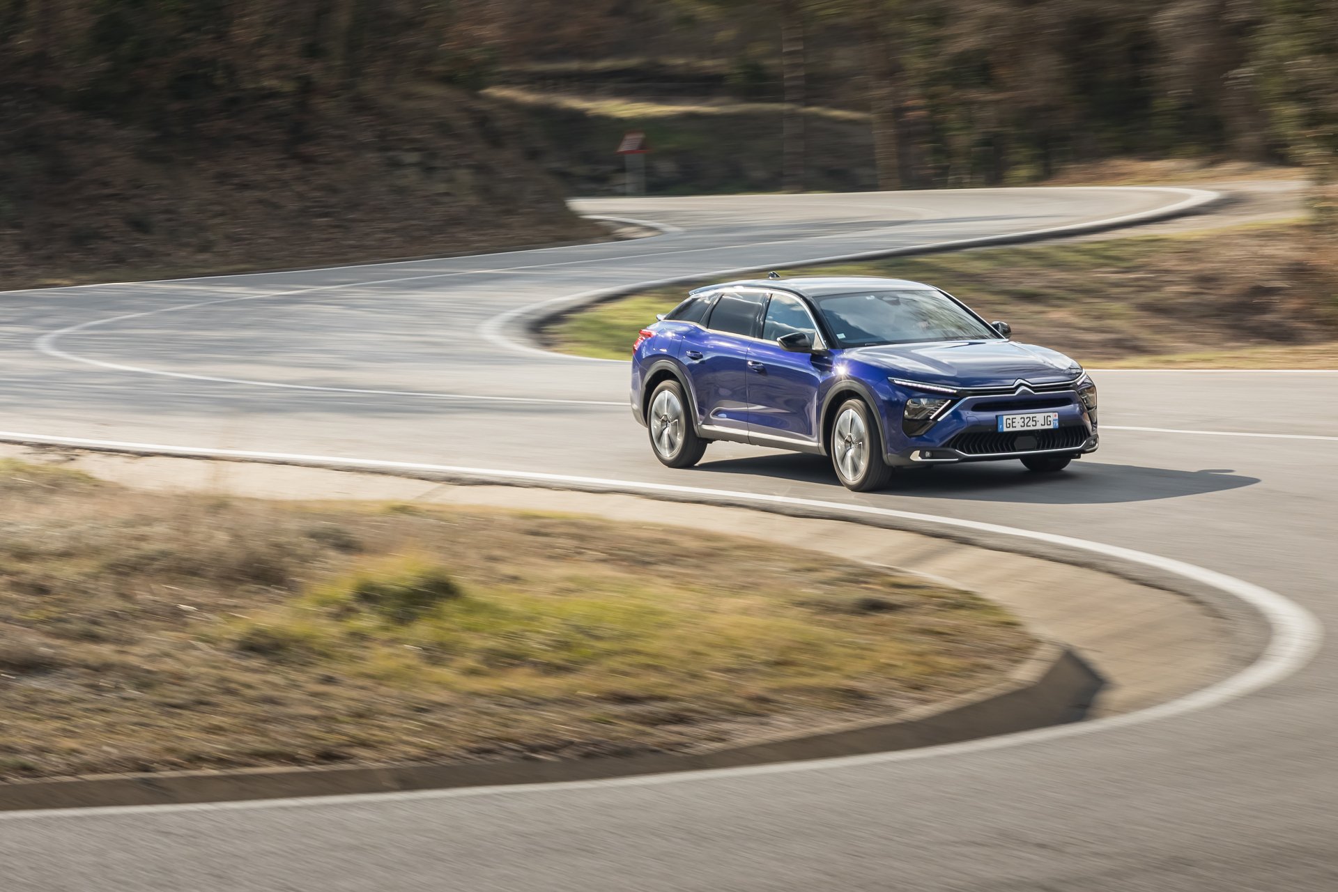 Download Vehicle Citroën C5 X 4k Ultra HD Wallpaper