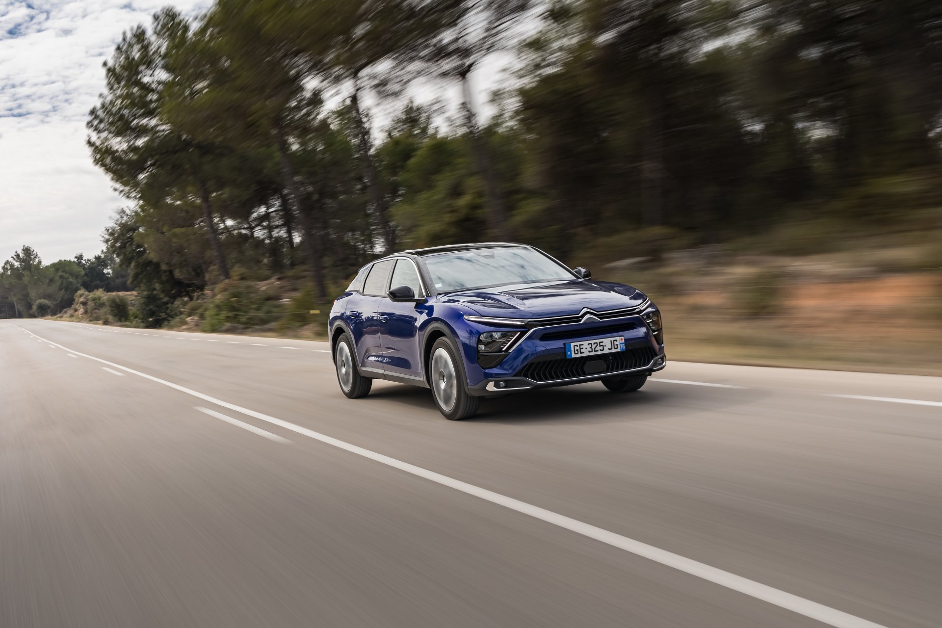 Download Vehicle Citroën C5 X 4k Ultra HD Wallpaper