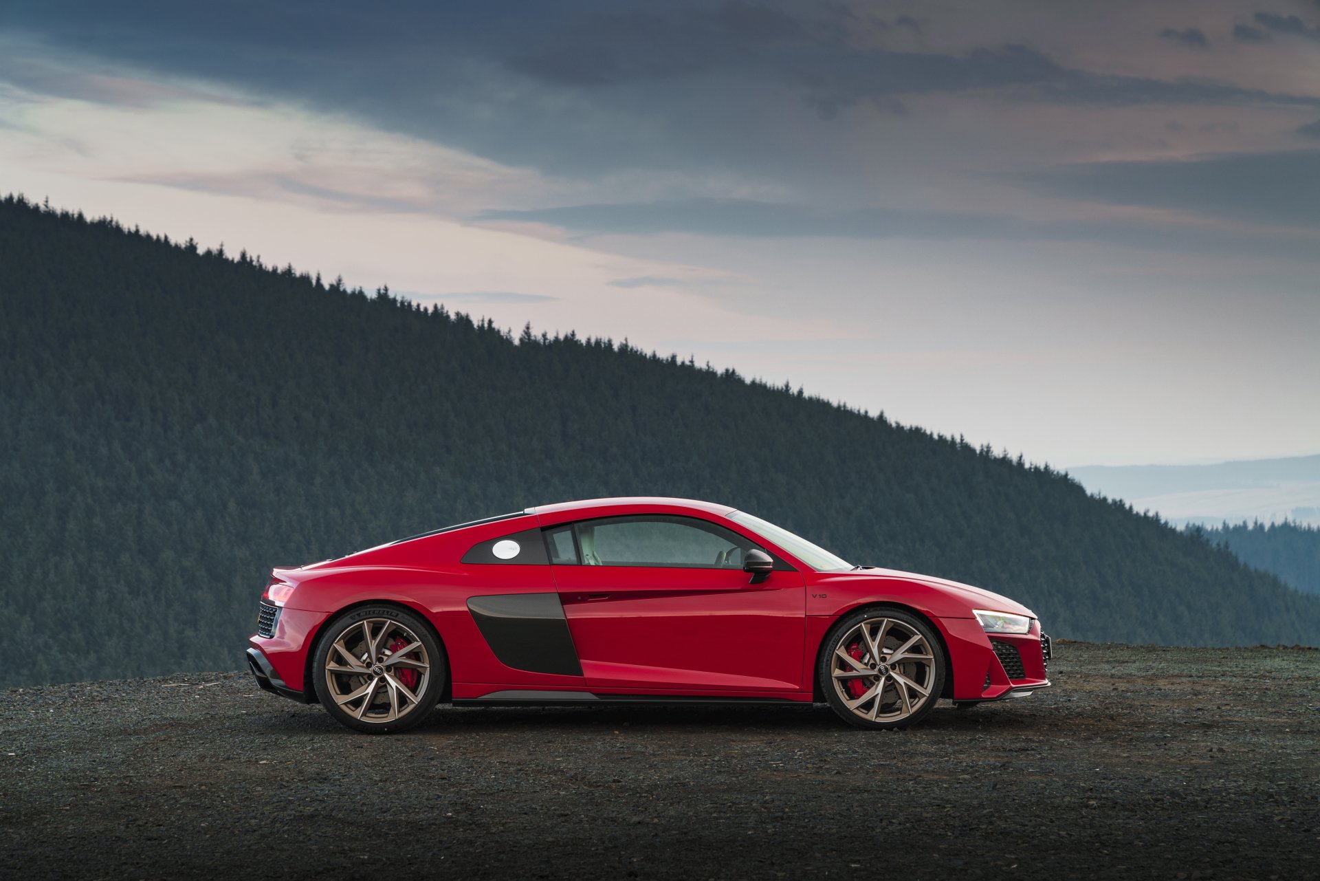 Download Vehicle Audi R8 V10 4k Ultra HD Wallpaper