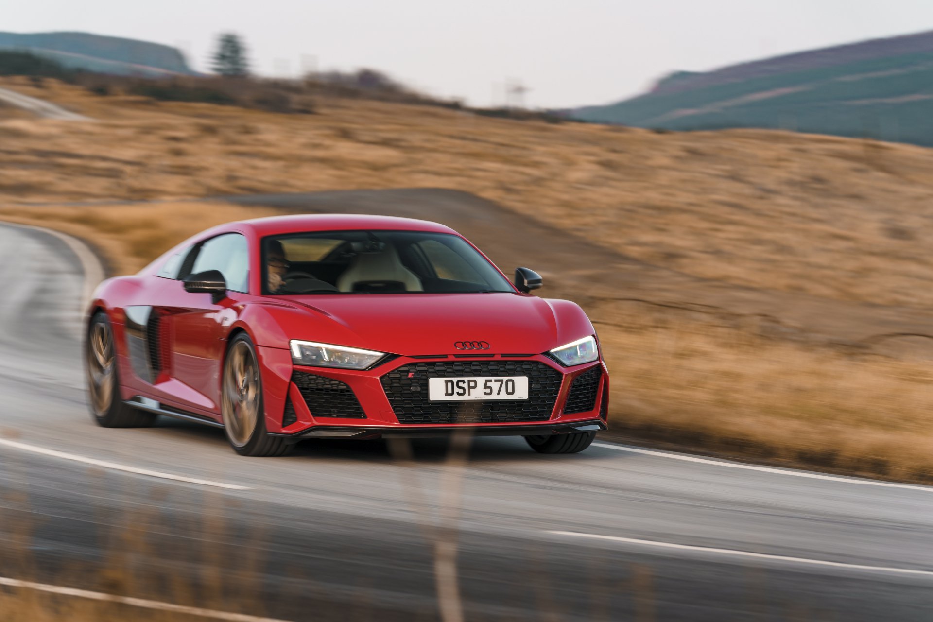 Download Vehicle Audi R8 V10 4k Ultra HD Wallpaper