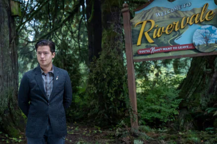 Jughead Jones Cole Sprouse TV Show Riverdale HD Desktop Wallpaper | Background Image