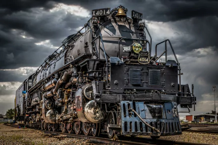HD desktop wallpaper featuring a powerful locomotive vehicle.