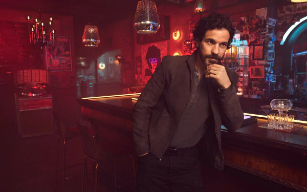 Cristobal 'Chris' Rios Santiago Cabrera TV Show Star Trek: Picard HD Desktop Wallpaper | Background Image