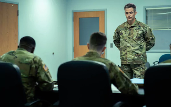 Chris Pine movie The Contractor (2022) HD Desktop Wallpaper | Background Image