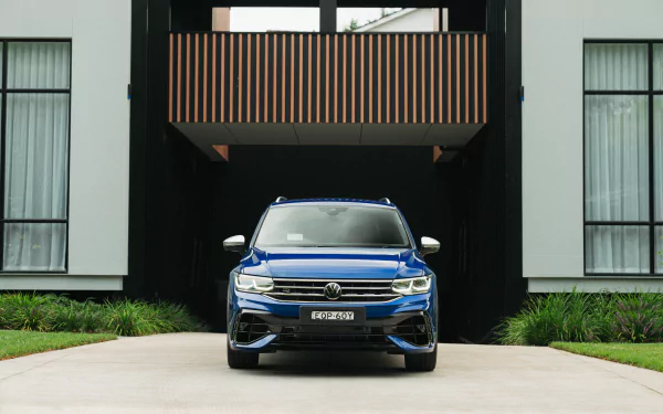 vehicle Volkswagen Tiguan R HD Desktop Wallpaper | Background Image