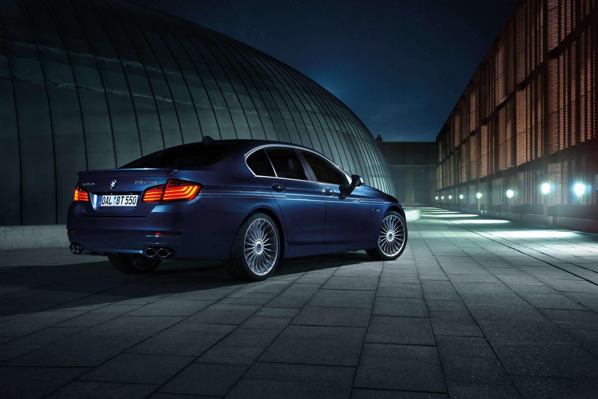 Download Vehicle Alpina B5 Bi-Turbo Limousine 4k Ultra HD Wallpaper