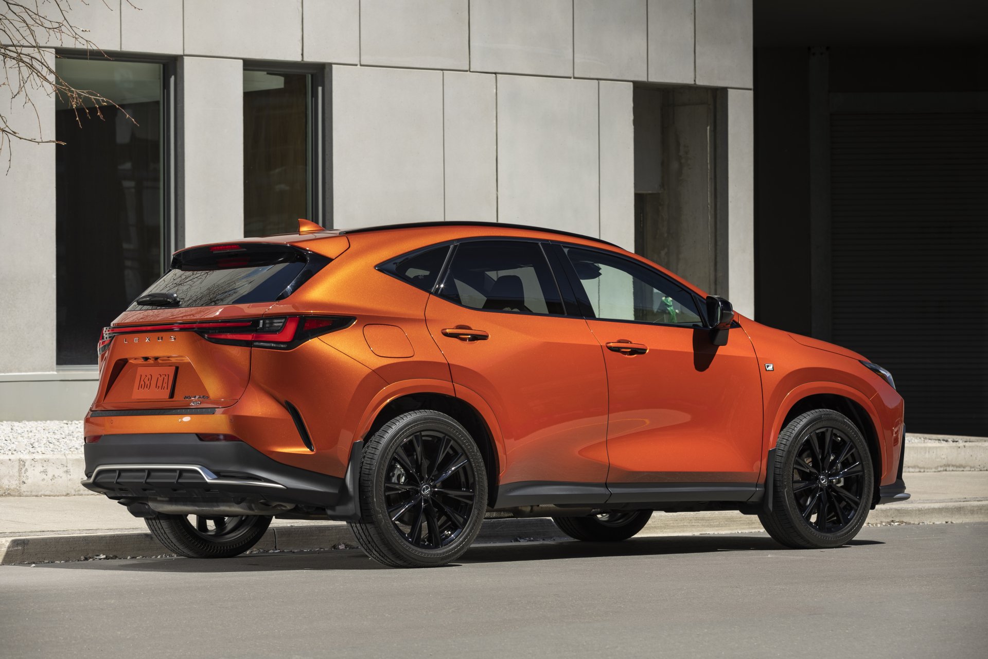 Download Vehicle Lexus NX 450 4k Ultra HD Wallpaper