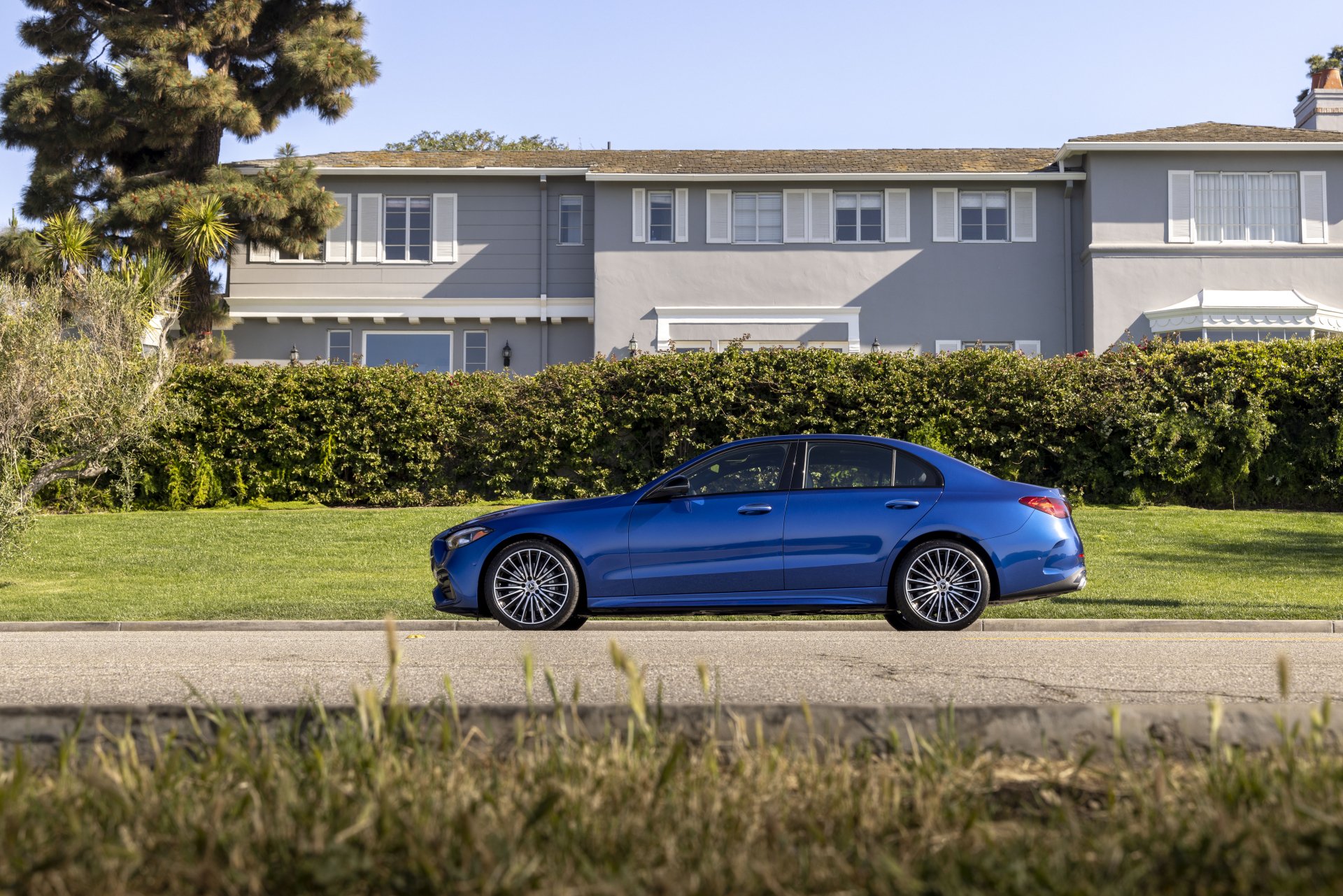 Download Vehicle Mercedes-Benz C 300 8k Ultra HD Wallpaper