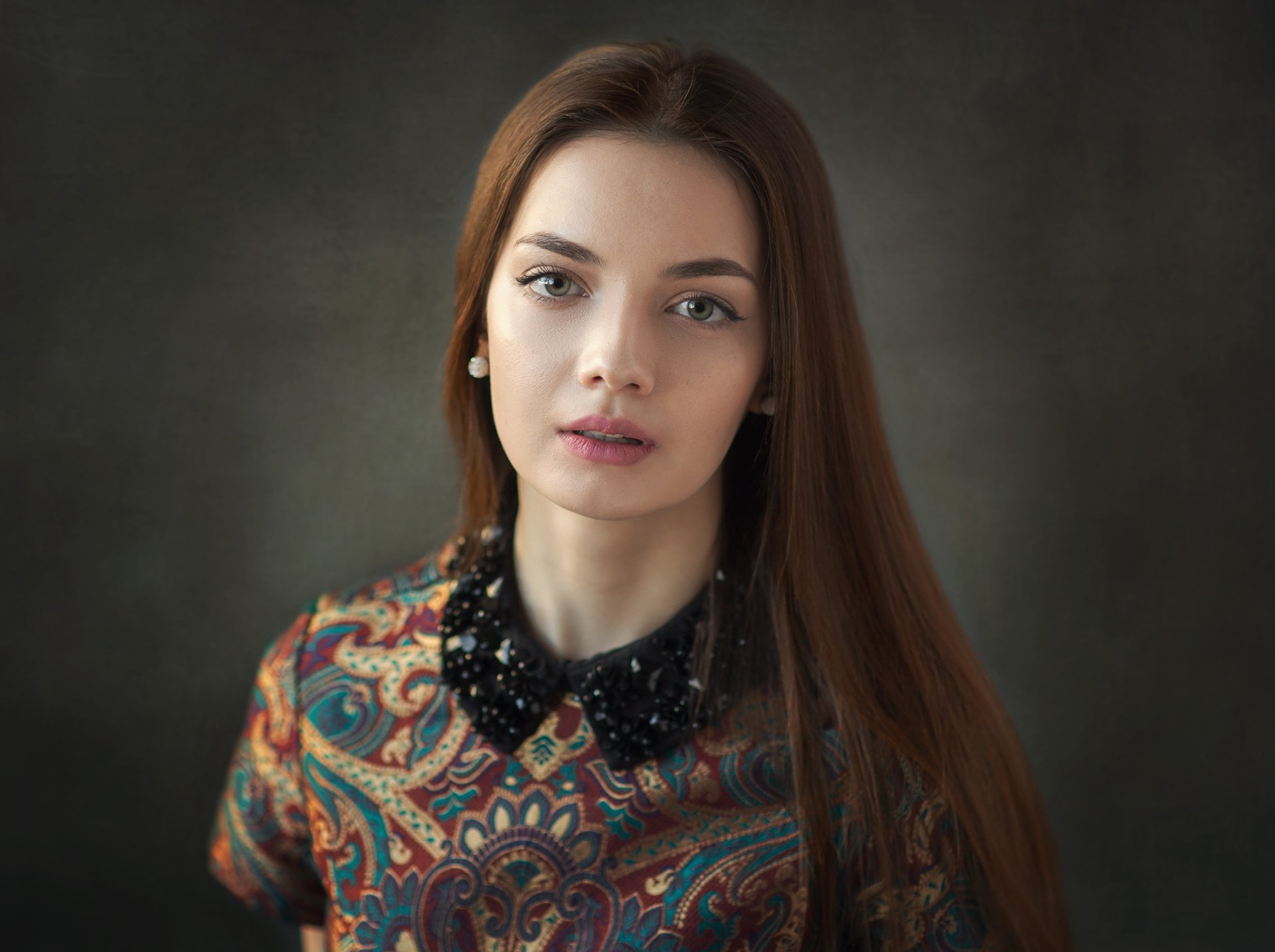 Download Woman Model HD Wallpaper by Dmitrij Butvilovskij