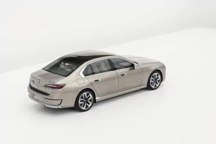 vehicle BMW i7 xDrive60 HD Desktop Wallpaper | Background Image