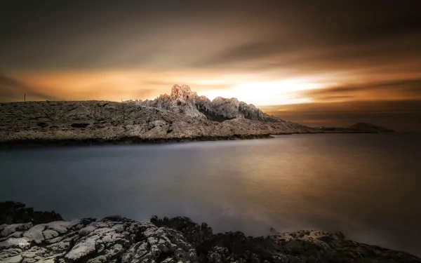  La mer at dawn by michel di Méglio