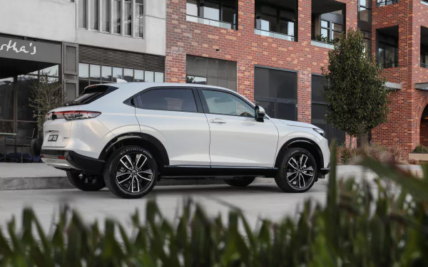 vehicle Honda HR-V HD Desktop Wallpaper | Background Image