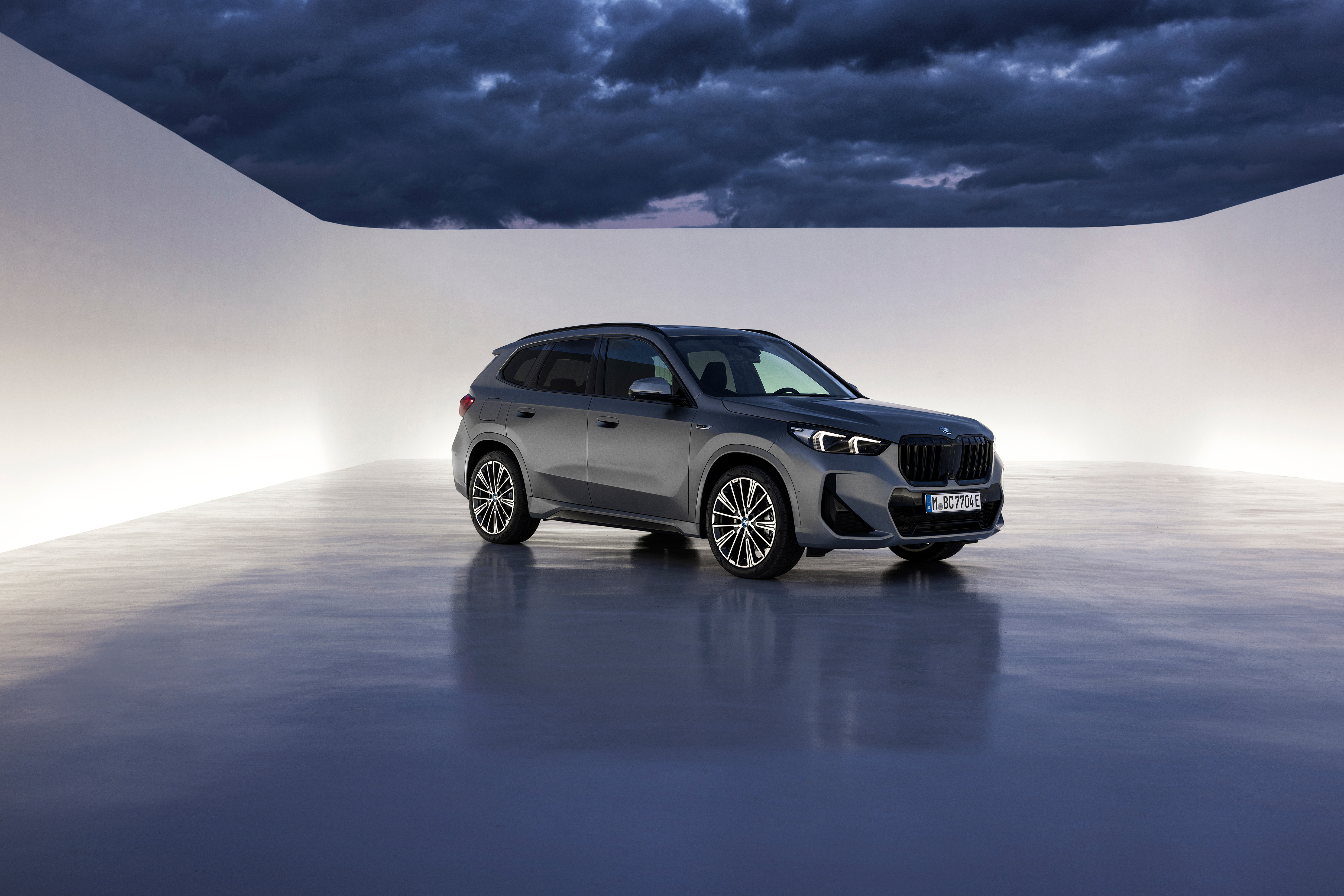 Bmw x1 u11. Bmw x1 2022 new. Bmw x1 2022 новая интерьер. бмв х1 2022. Bmw x1 2023 winter.