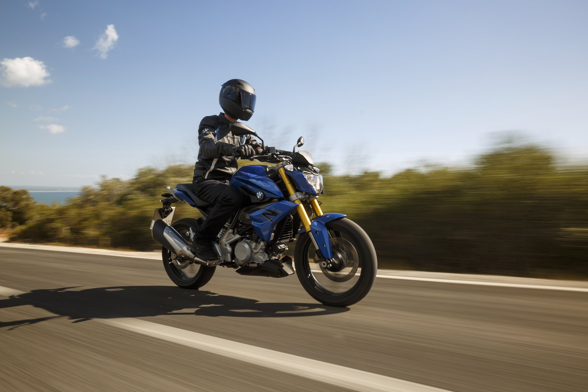 Download Vehicle BMW G310R 4k Ultra HD Wallpaper