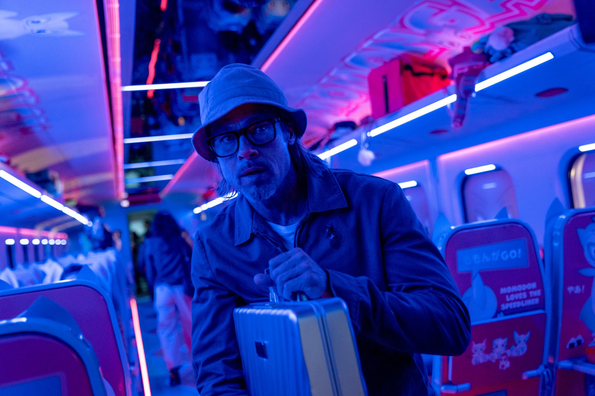 Download Brad Pitt Movie Bullet Train HD Wallpaper