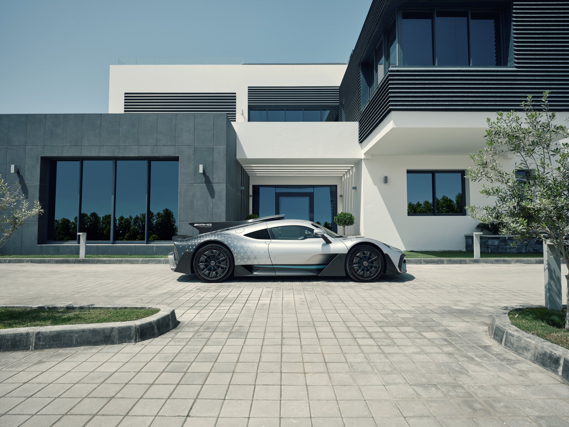 Download Vehicle Mercedes-AMG One 4k Ultra HD Wallpaper