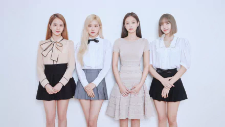 4K Ultra HD PC desktop wallpaper featuring the music group BlackPink posing together against a plain light background.