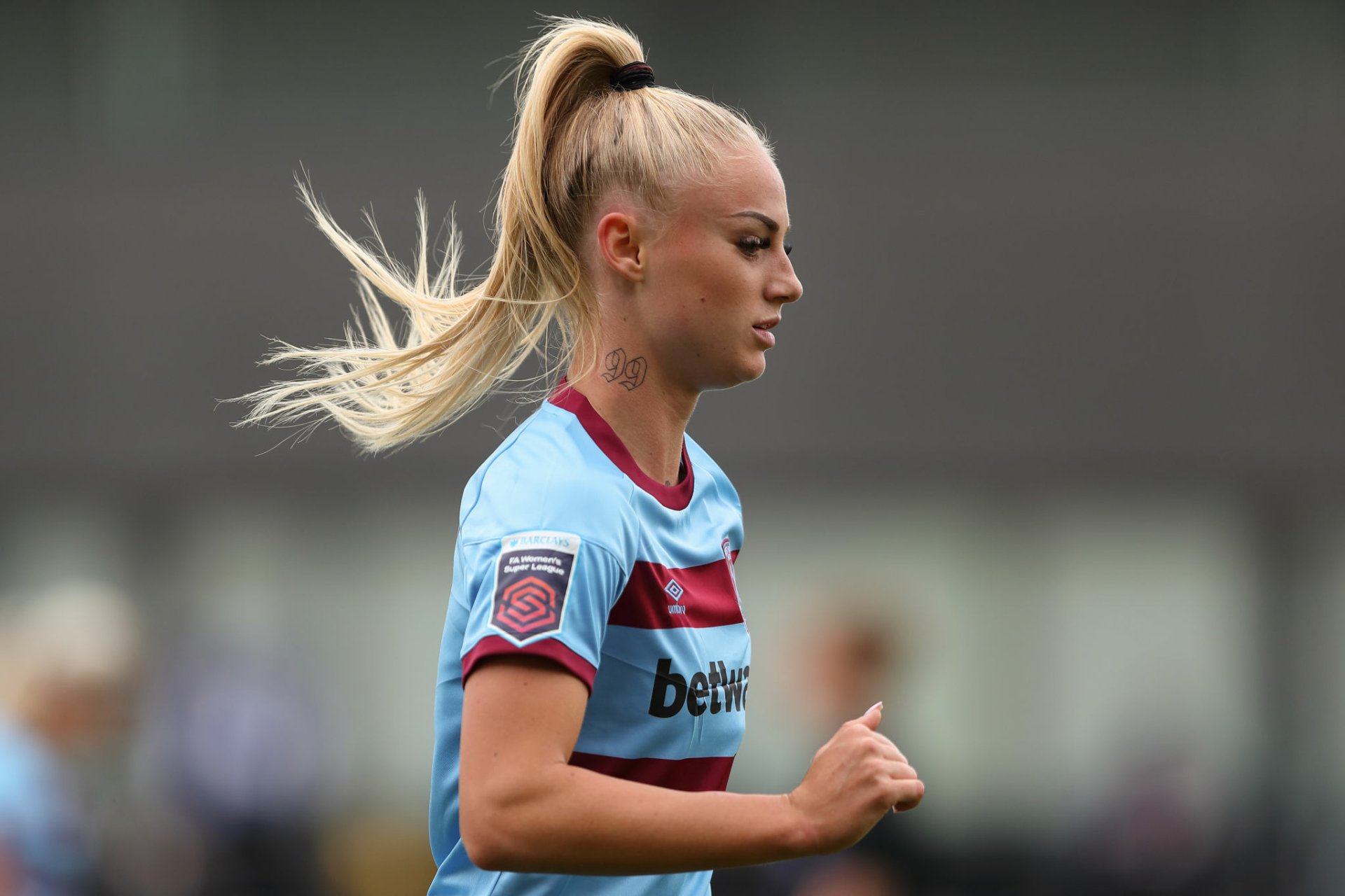 Alisha Lehmann West Ham photo