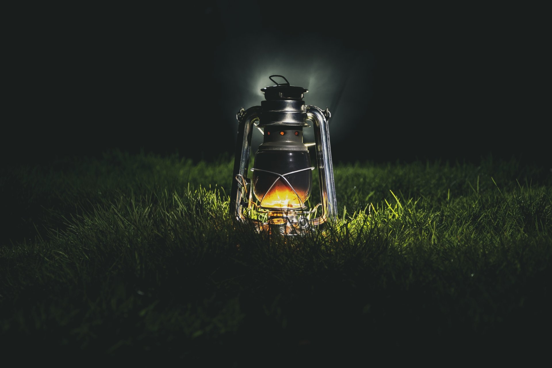 Download Man Made Lantern 4k Ultra HD Wallpaper