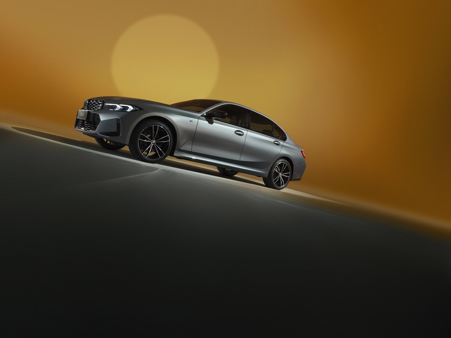 Download Vehicle BMW 330i 8k Ultra HD Wallpaper